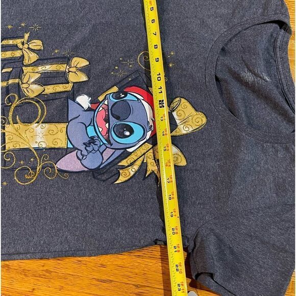 Disney Stitch Christmas Woman’s Top XL NWT - Picture 10 of 10